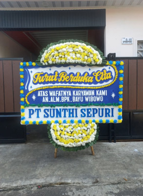 Papan Bunga Duka di Kampung Bulang