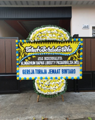 Papan Bunga Duka di Kampung Bulang