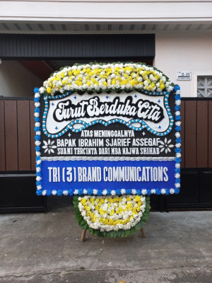 Papan Bunga Duka di Kampung Bulang